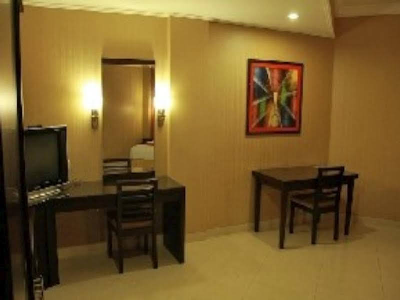 Nuansa Indah Hotel Balikpapan (Borneo)